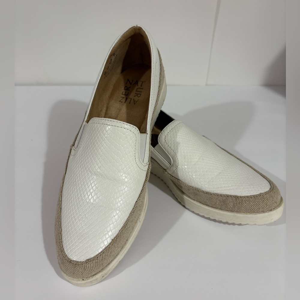 New! Naturalizer White Textured Slip-On Shoes
